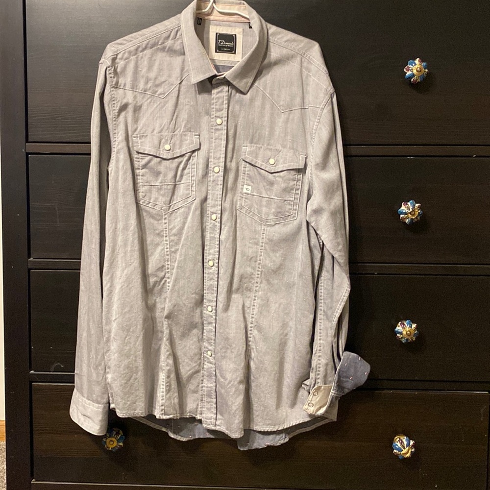 Seven Diamonds dress shirt